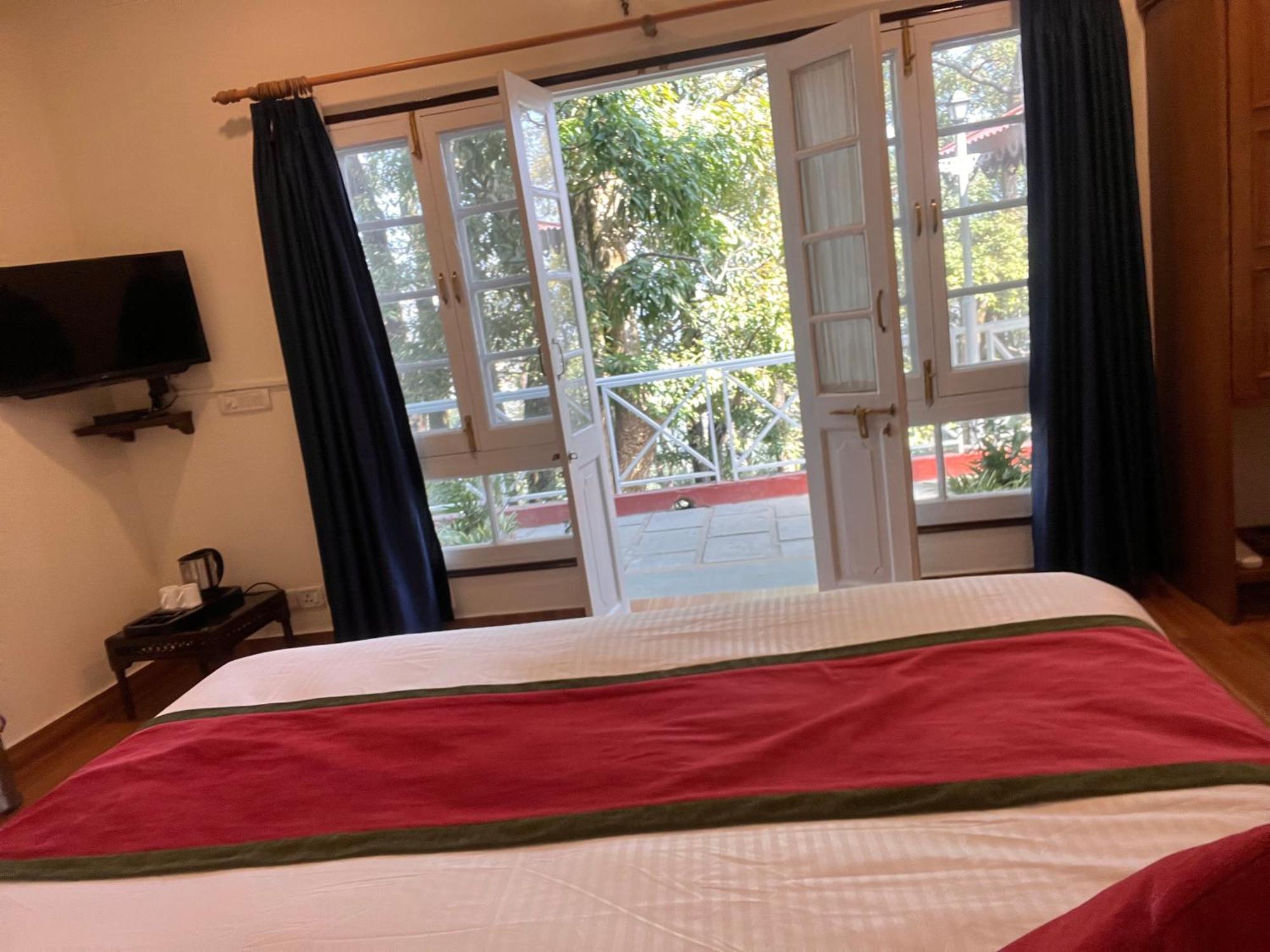 Sansa By The Woods - Manor&Spa Mussoorie Bagian luar foto